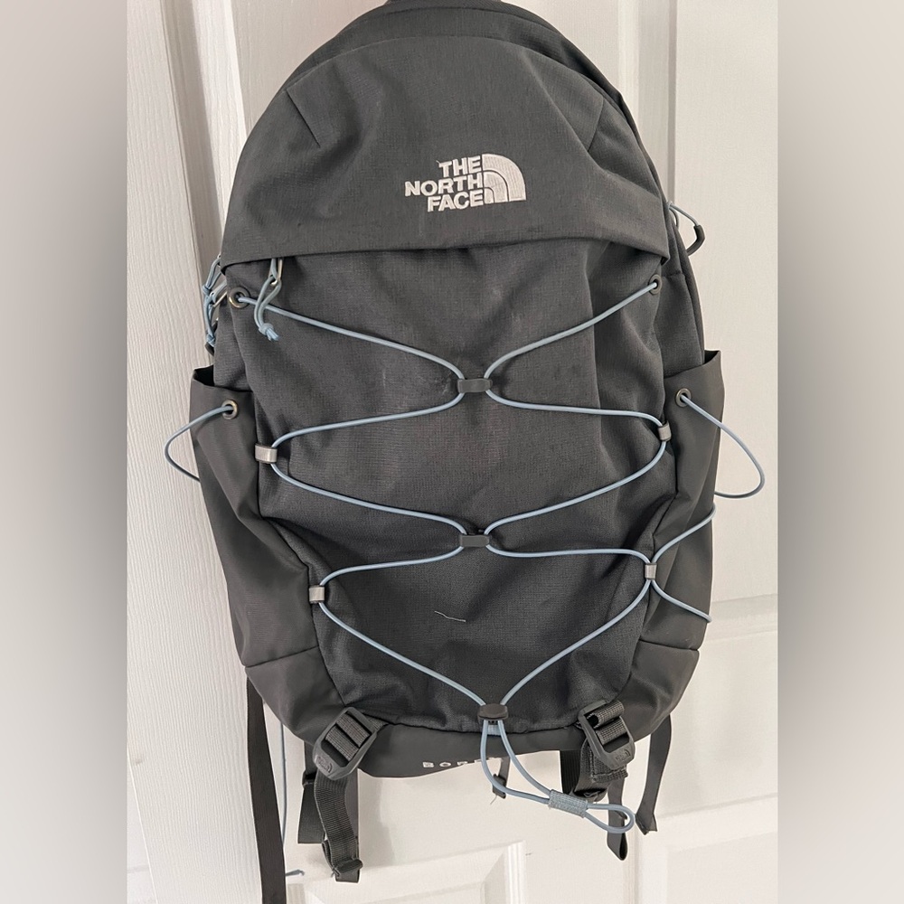 COPY - THE NORTH FACE - BOREALIS BACKPACK Grey Heather/Powder Blue - great cond…